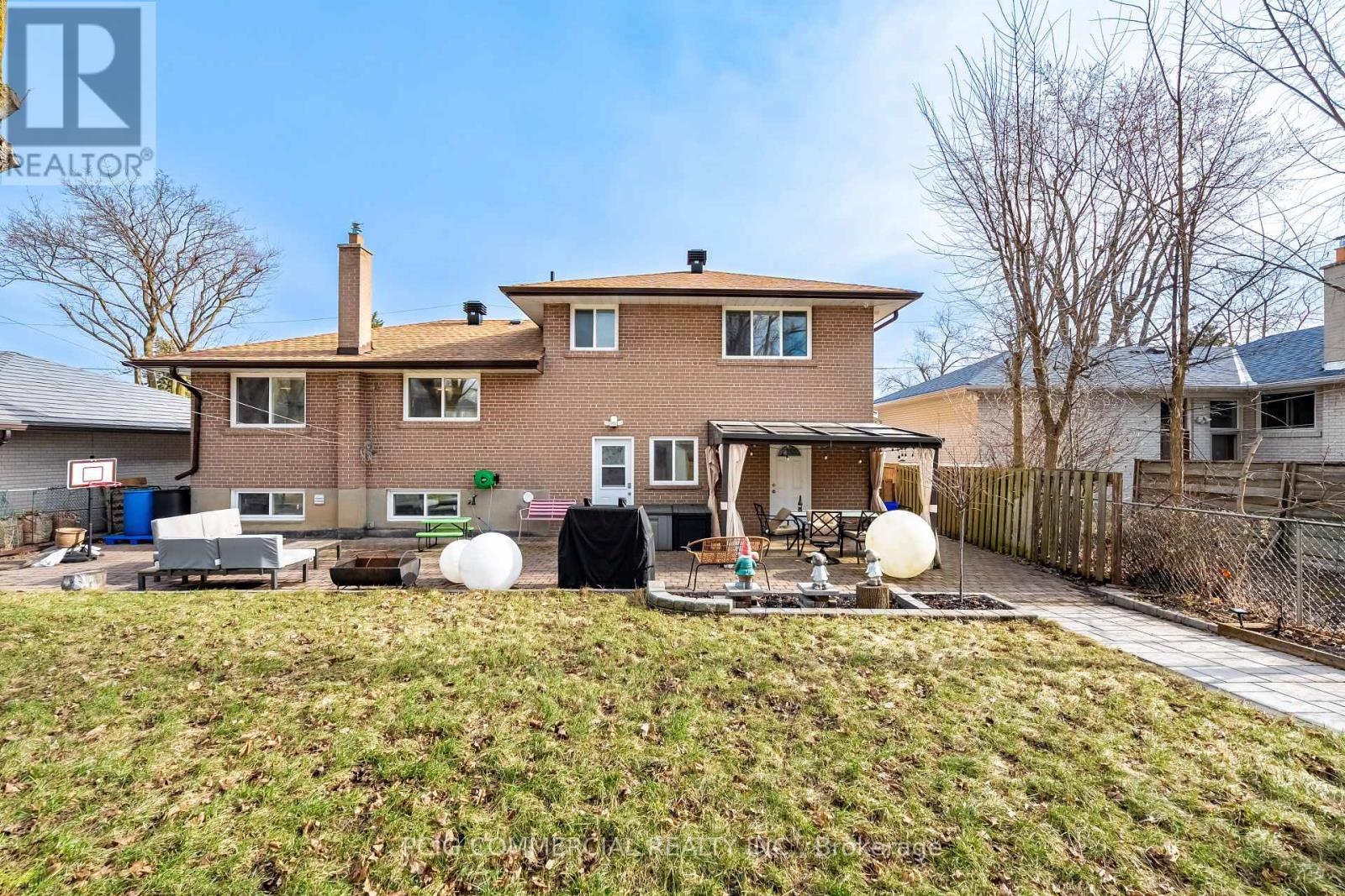 84 LINCOLN GREEN DRIVE - 36