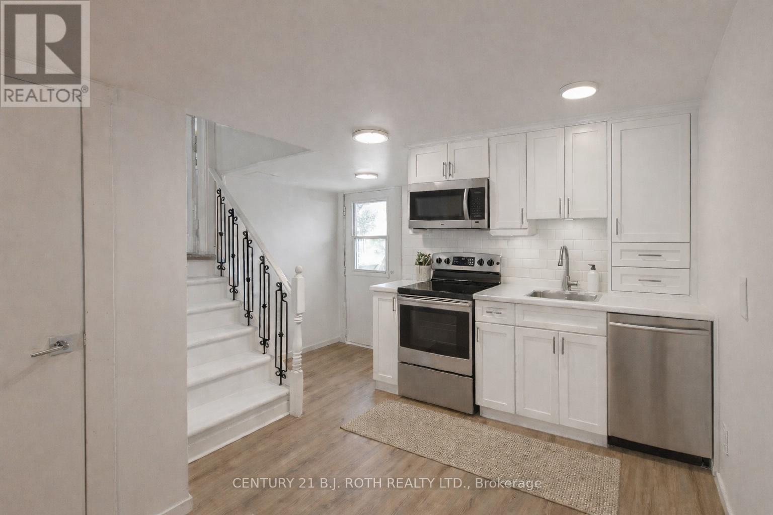 201 POINT STREET - 18