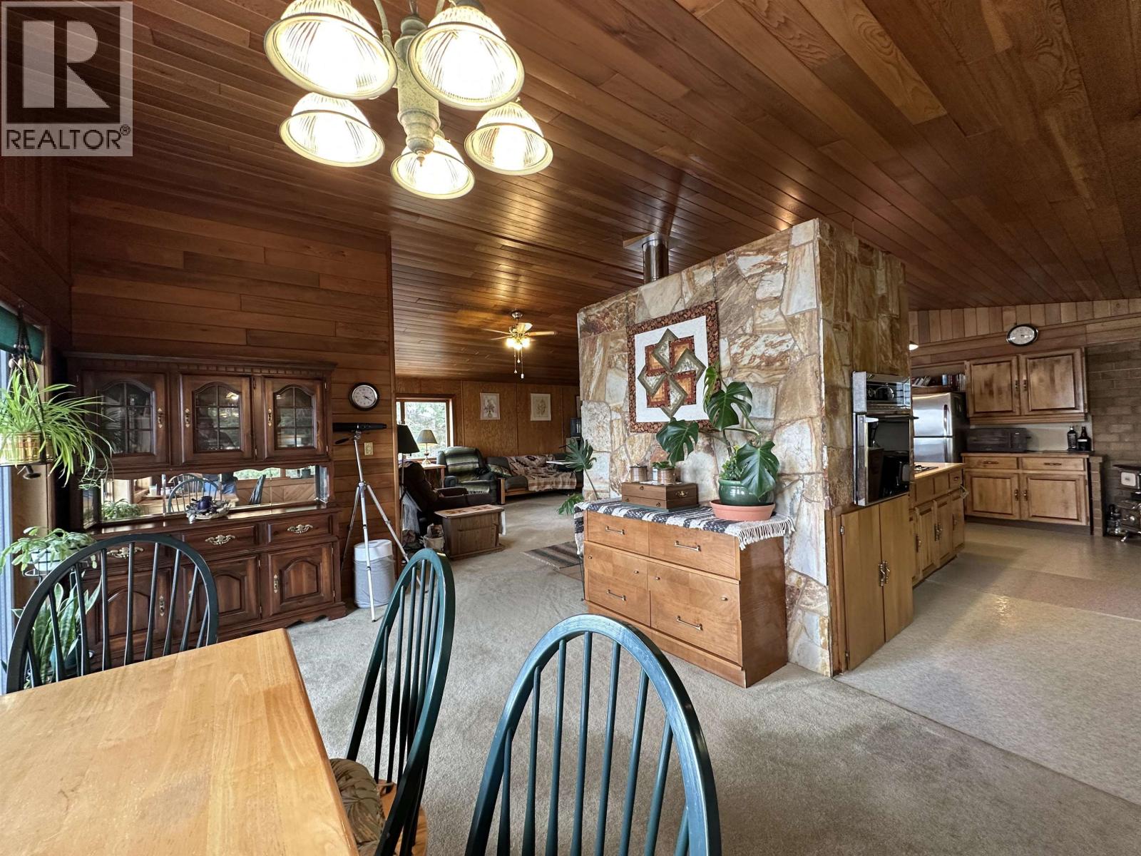 7477 GREENALL ROAD - 12