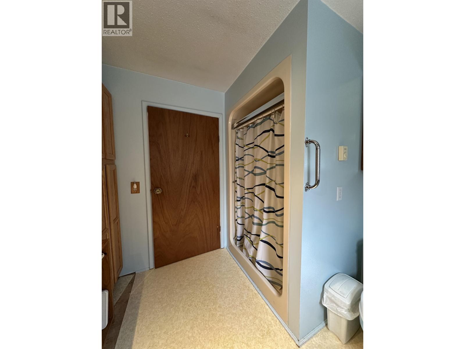 7477 GREENALL ROAD - 23