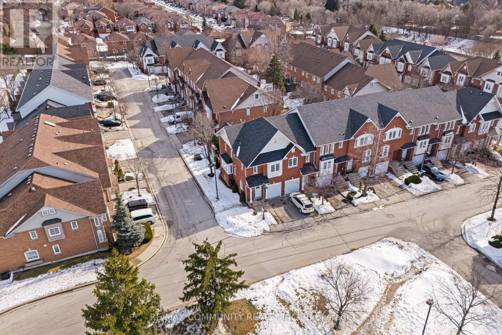 #49 1588 SOUTH PARADE COURT - 42