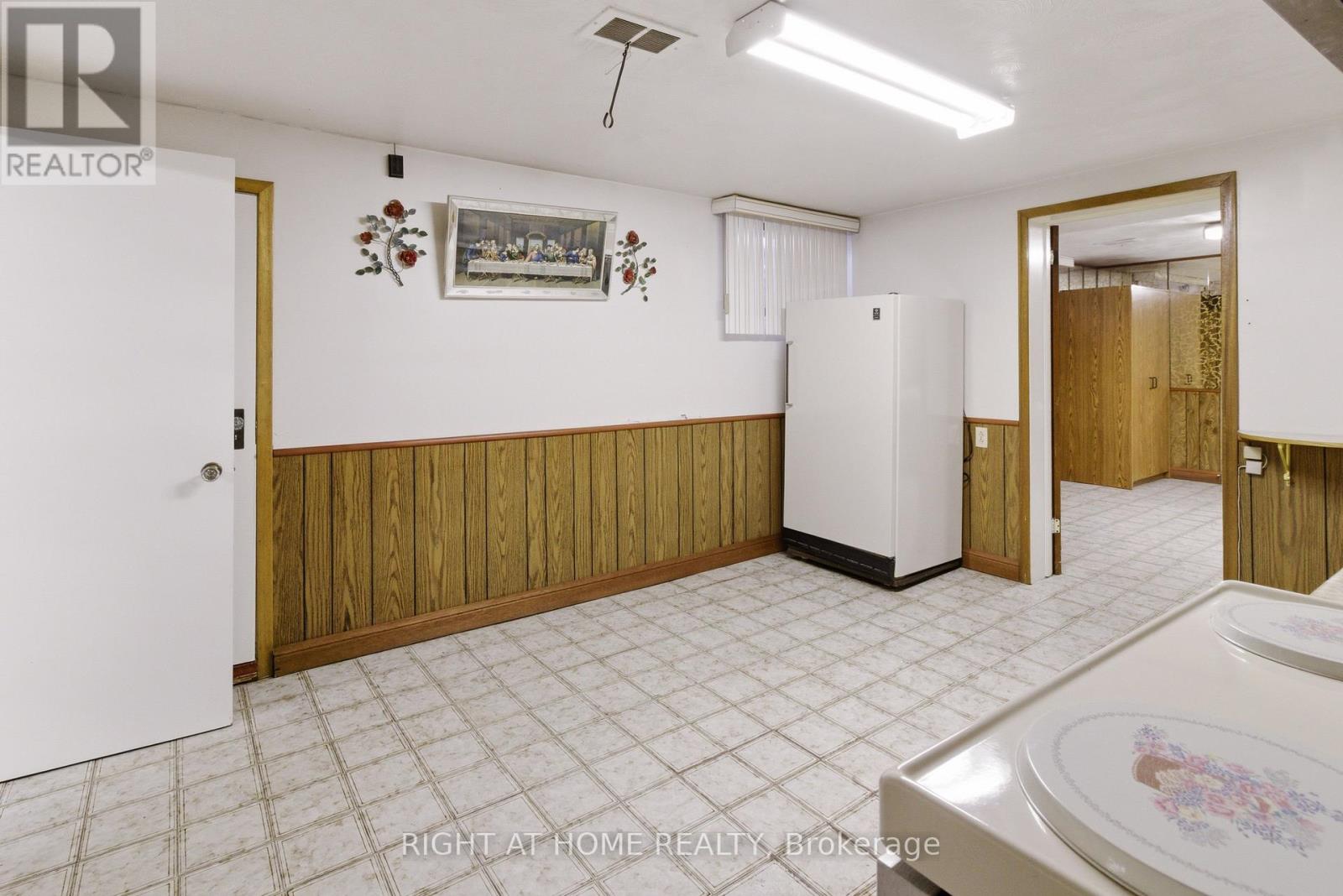 53 TAVISTOCK ROAD - 17