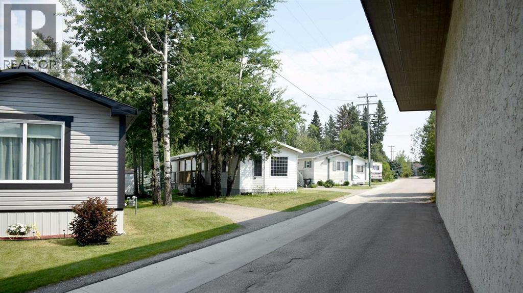 700 CARMICHAEL LANE - 1