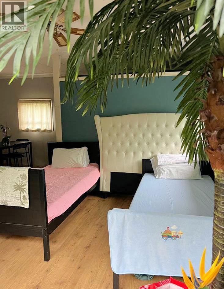 1280 E 33RD AVENUE, Vancouver