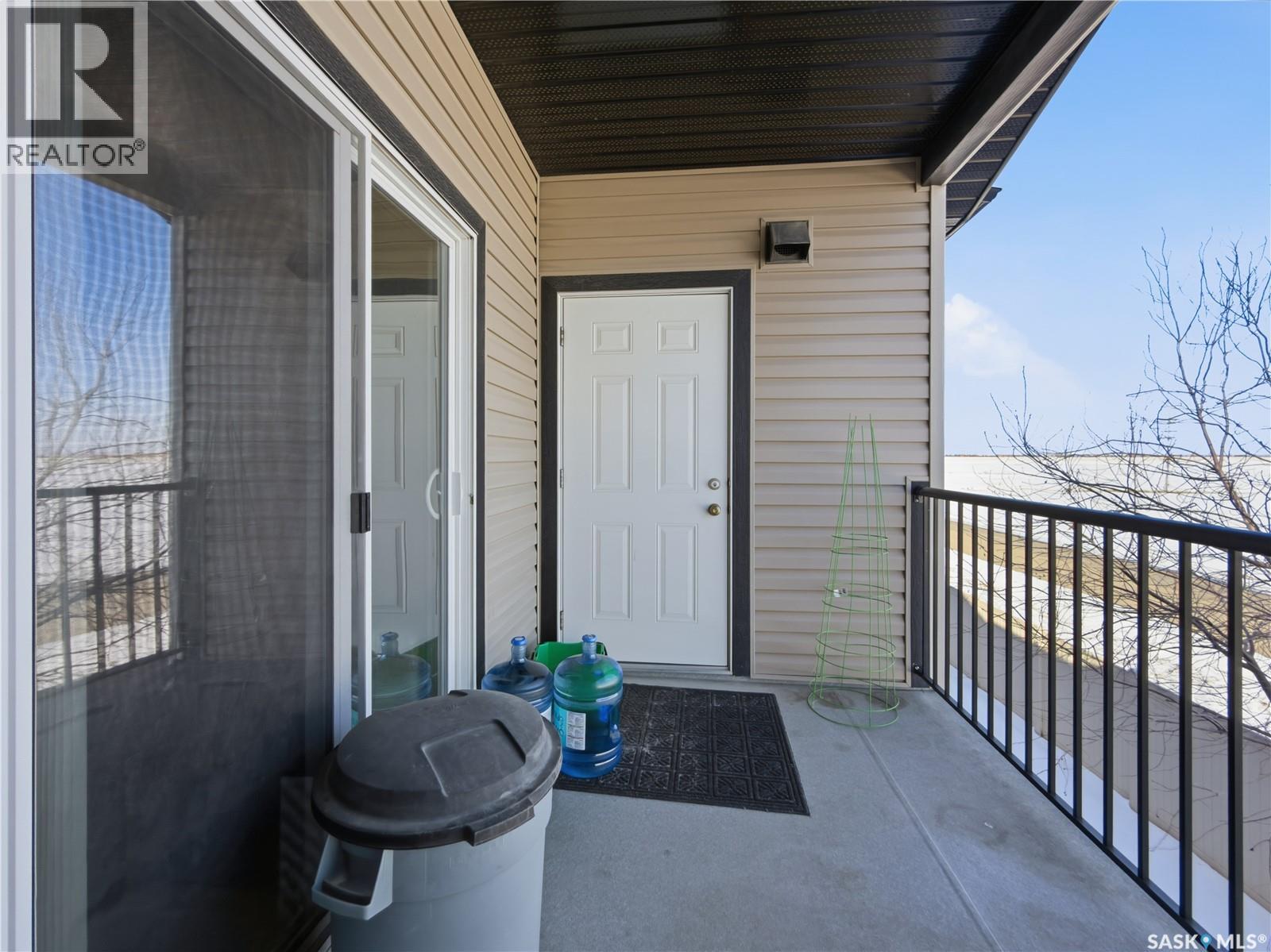 #209 3818 Dewdney AVENUE E - 22
