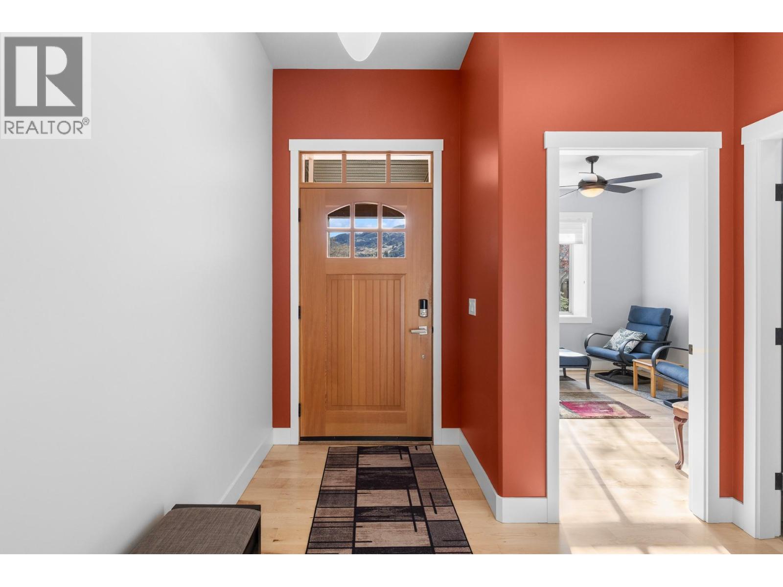 6833 MEADOWS Drive Unit# 40, Oliver