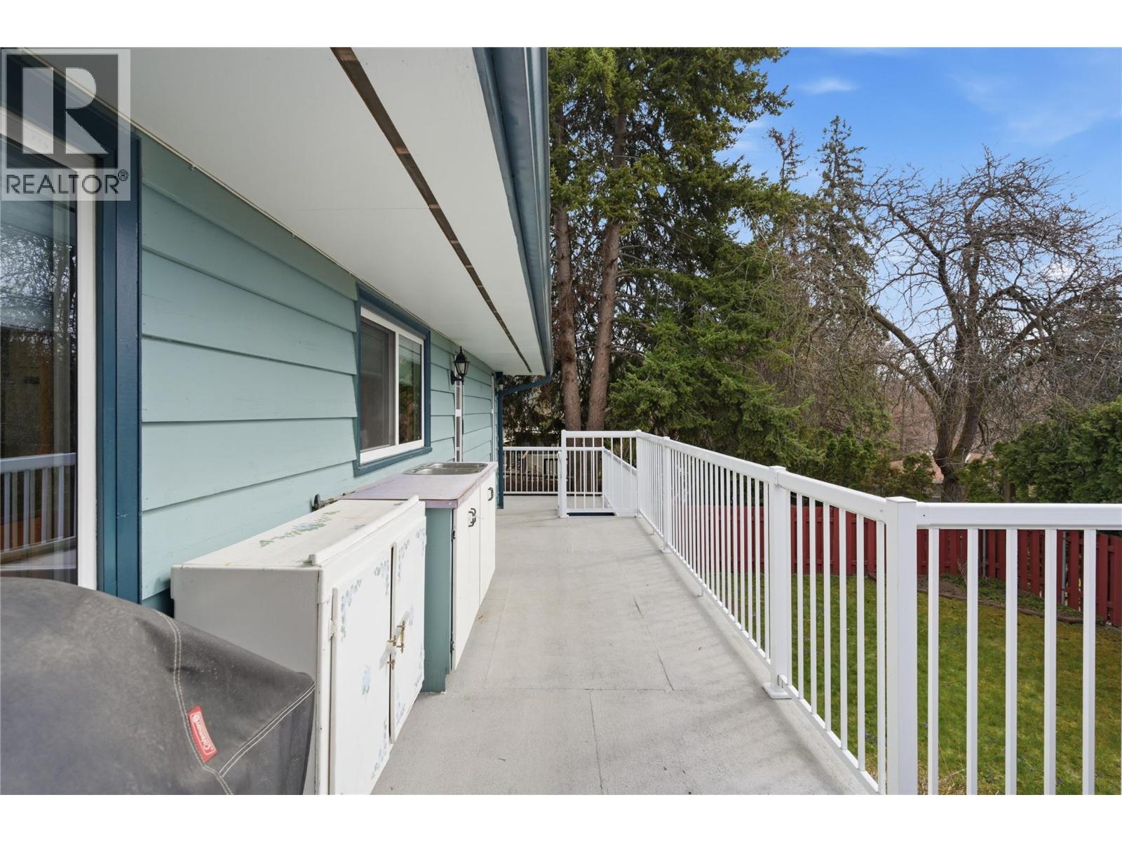  1641 Mountain Avenue, Kelowna