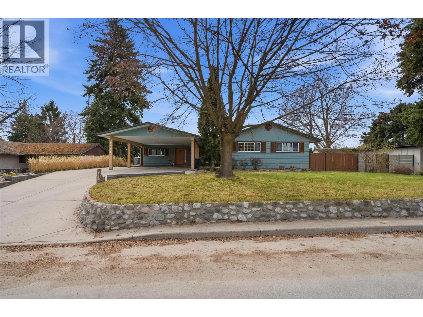  1641 Mountain Avenue, Kelowna