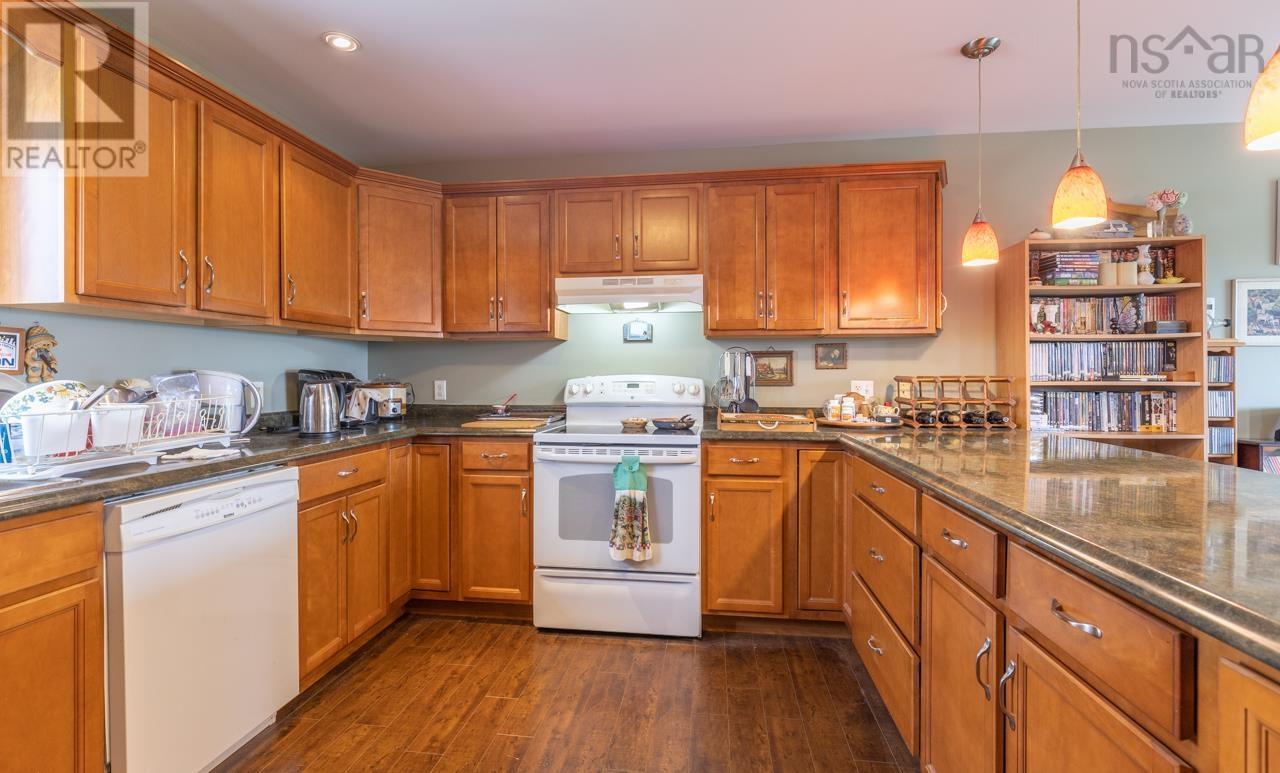42-44 Bellmont Avenue - 18