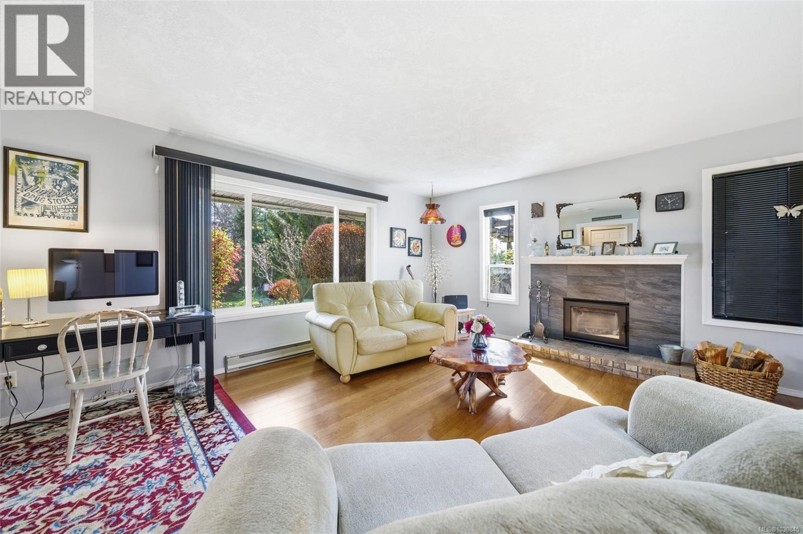  6728 Eakin Drive, Sooke