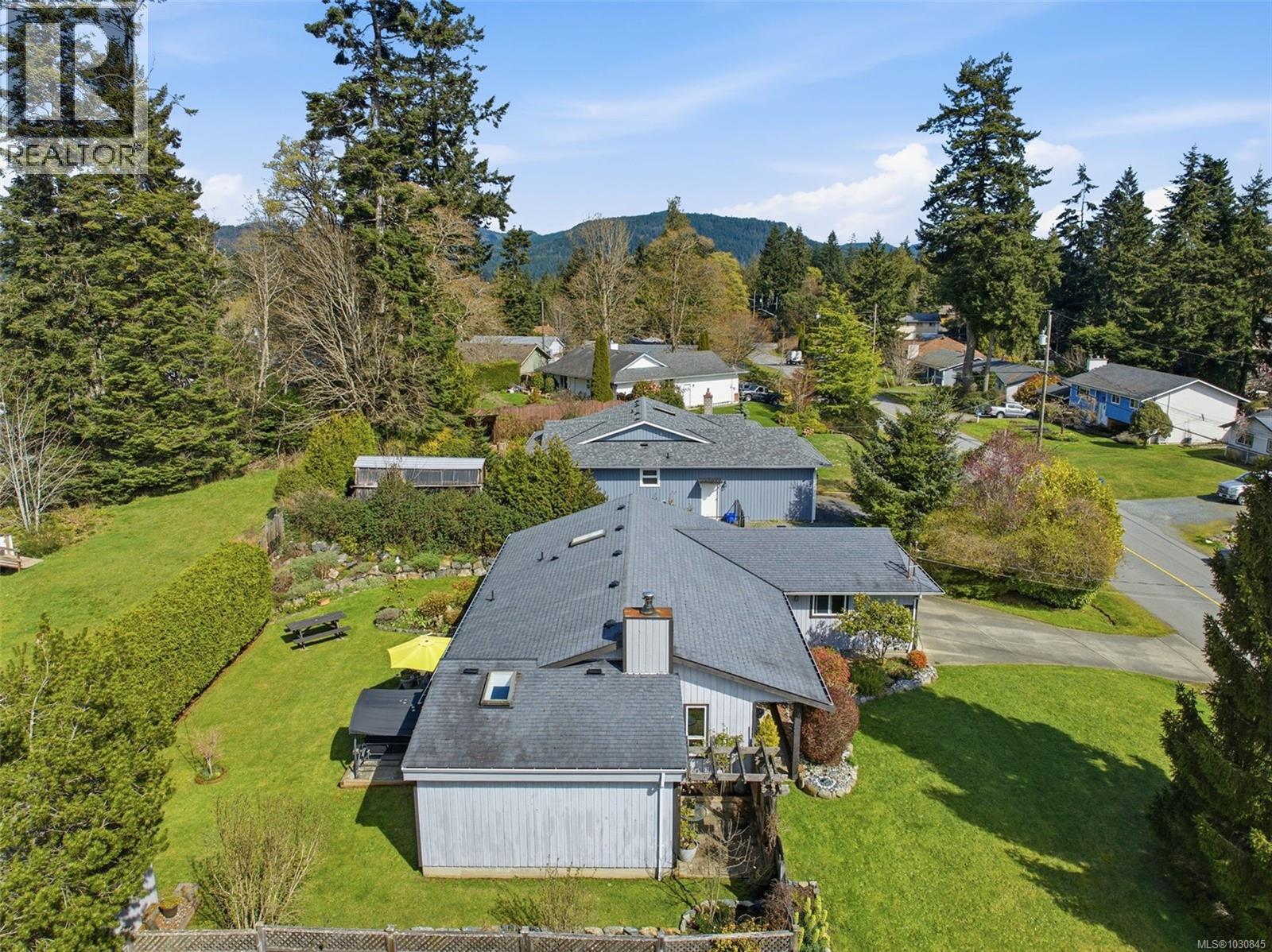  6728 Eakin Drive, Sooke