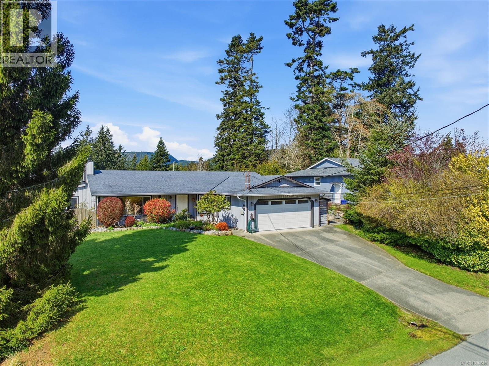  6728 Eakin Drive, Sooke