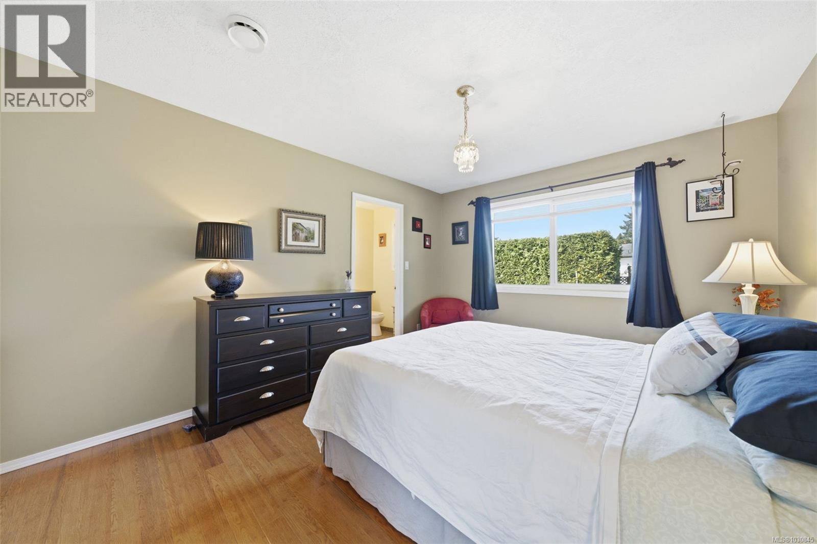  6728 Eakin Drive, Sooke
