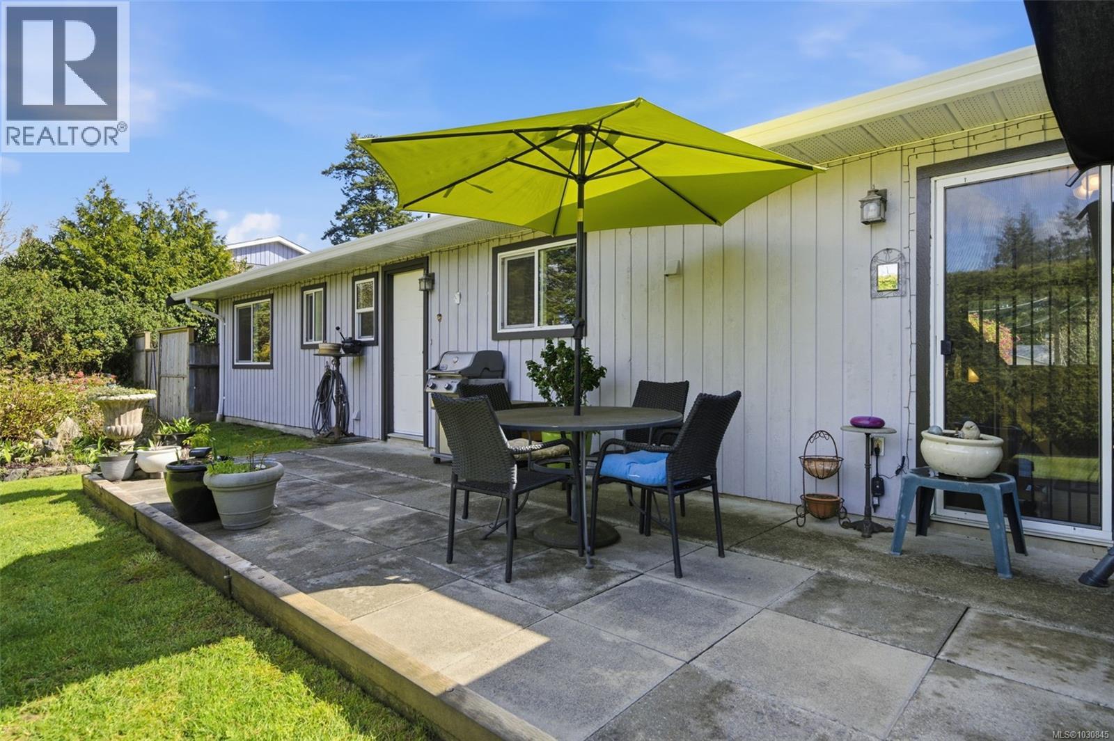  6728 Eakin Drive, Sooke