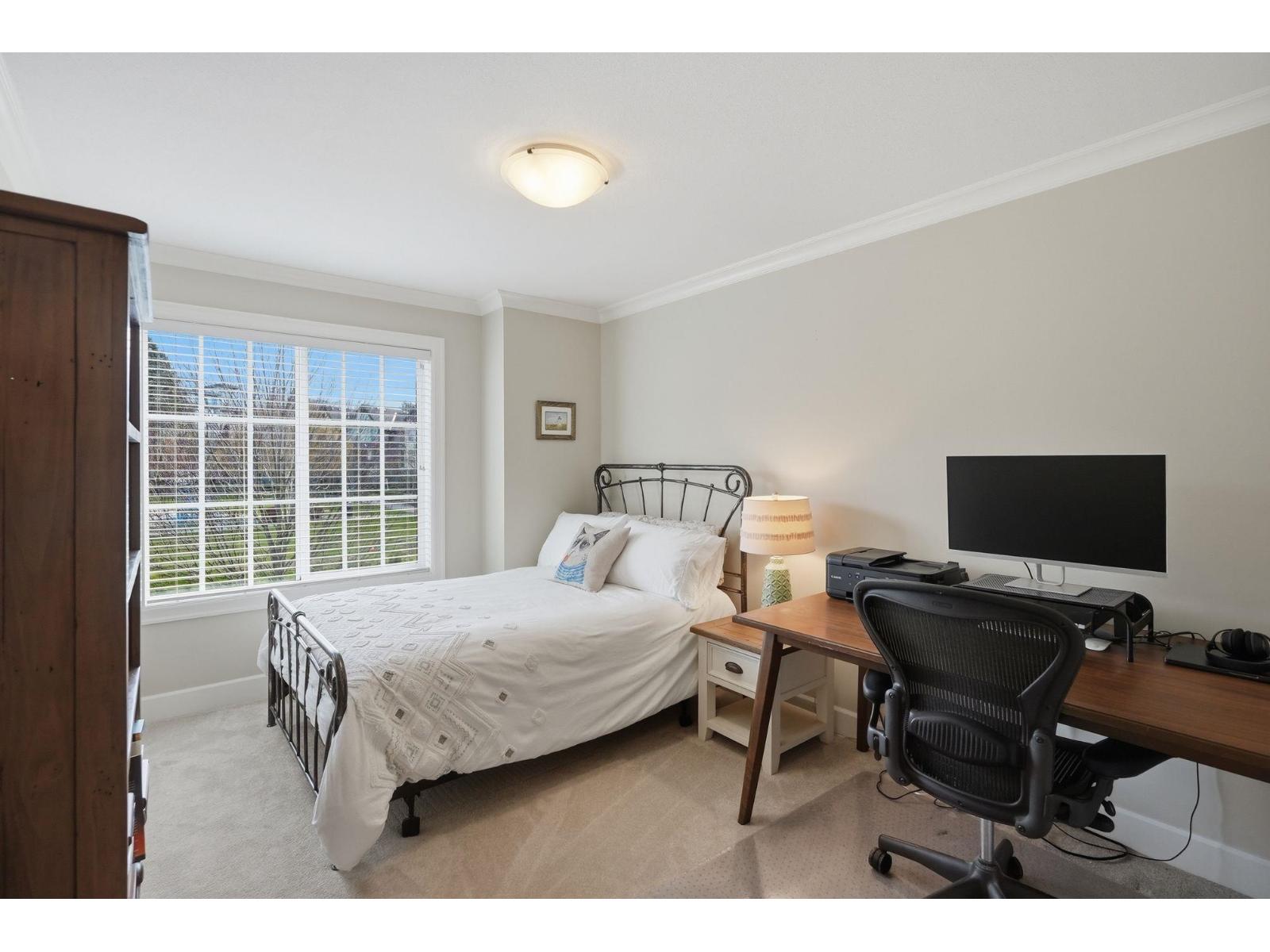 49 45462 TAMIHI WAY, Garrison Crossing, Chilliwack