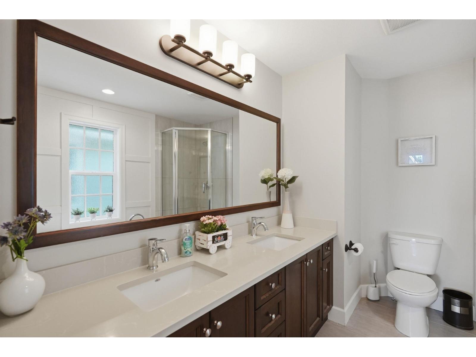 49 45462 TAMIHI WAY, Garrison Crossing, Chilliwack