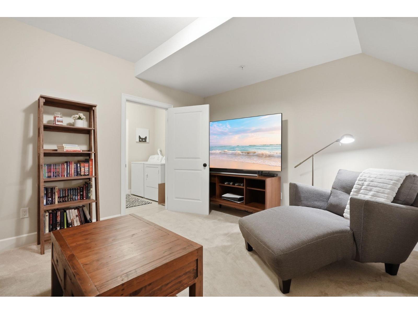 49 45462 TAMIHI WAY, Garrison Crossing, Chilliwack