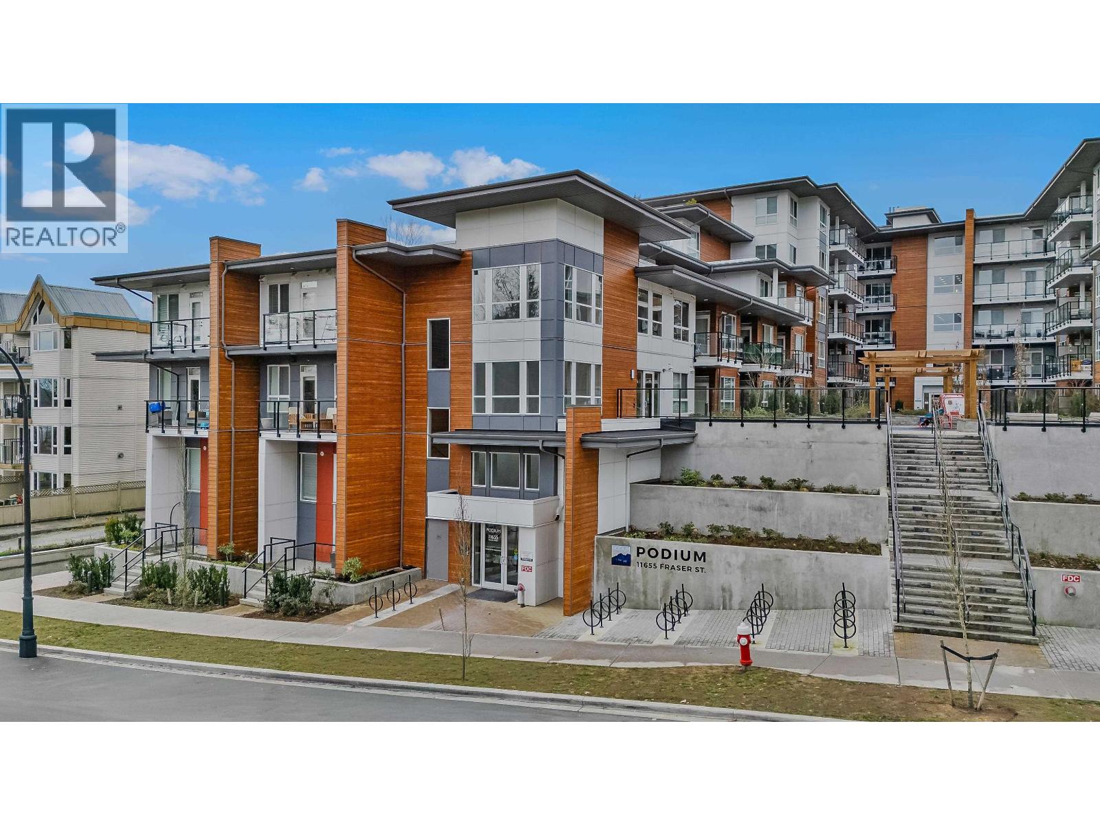 227 11655 FRASER Street - photo 2