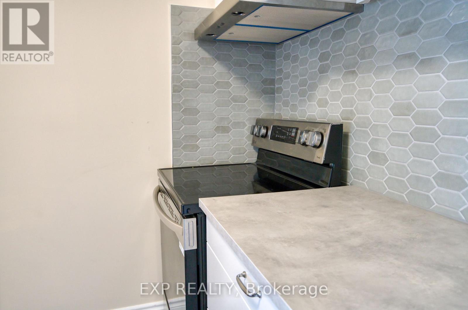 #1201 1380 PRINCE OF WALES DRIVE - 13