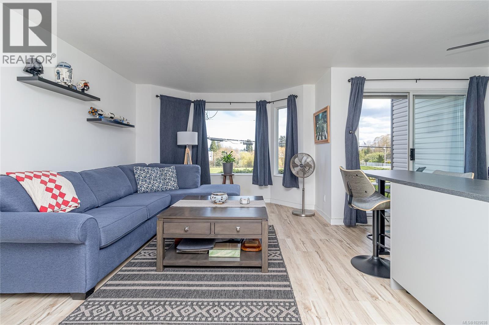 107 9916 Daniel St, Chemainus