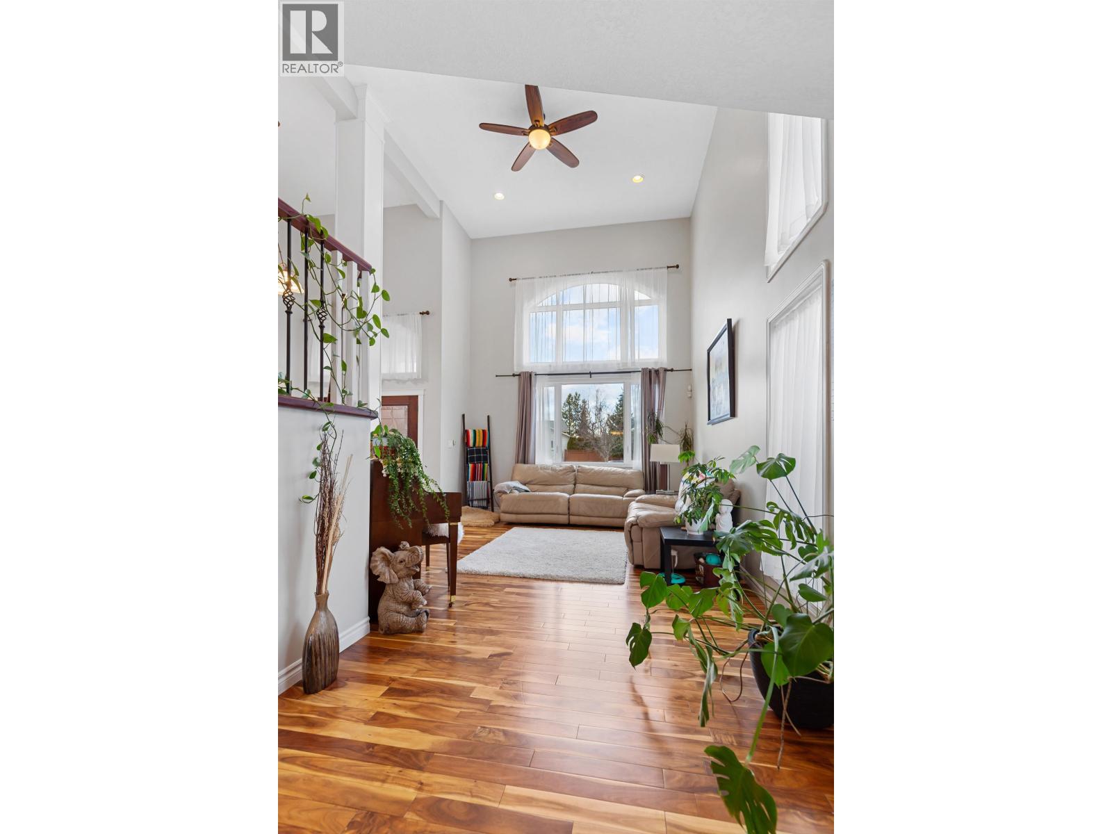 6724 WESTMOUNT DRIVE - 5