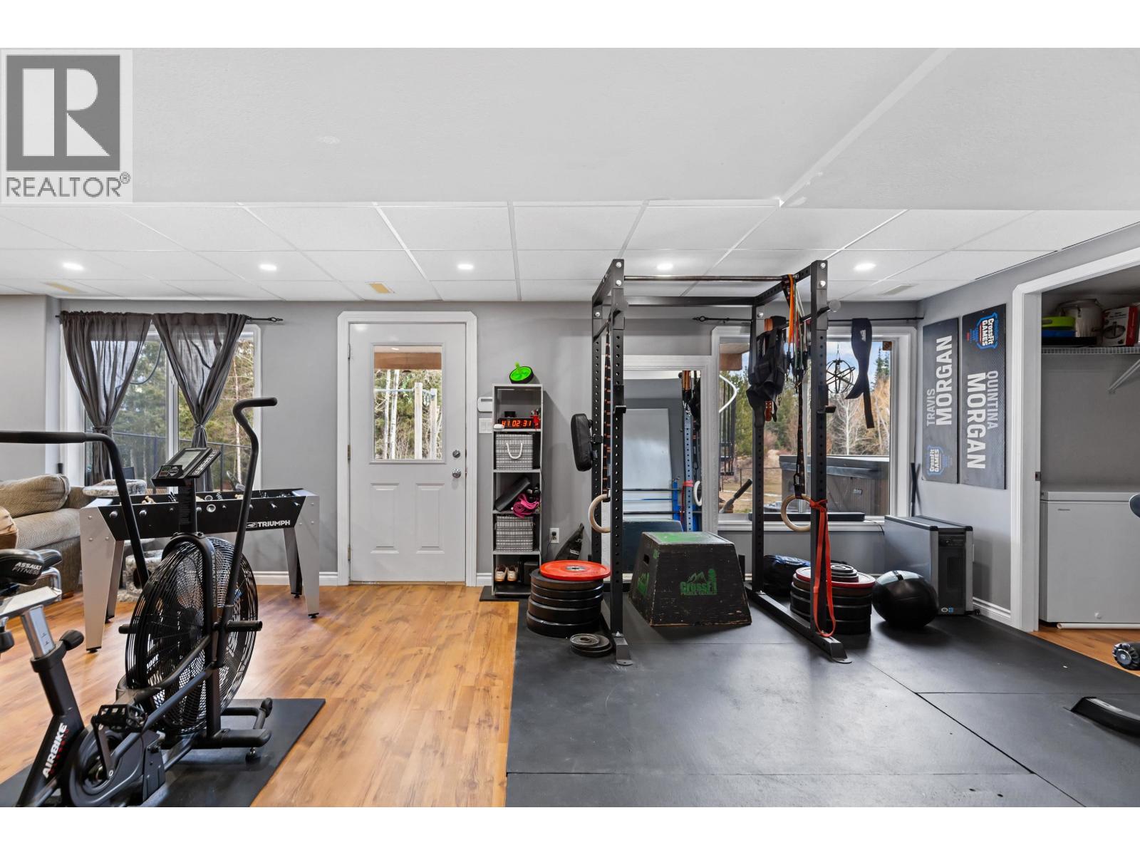 6724 WESTMOUNT DRIVE - 23