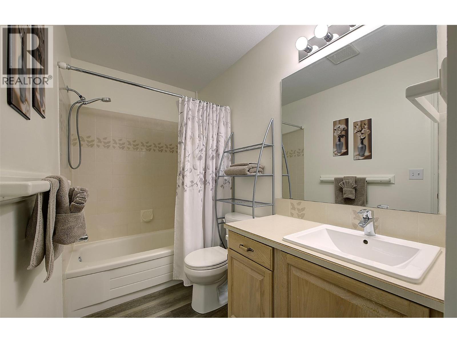 105 1855 Leckie Road, Kelowna