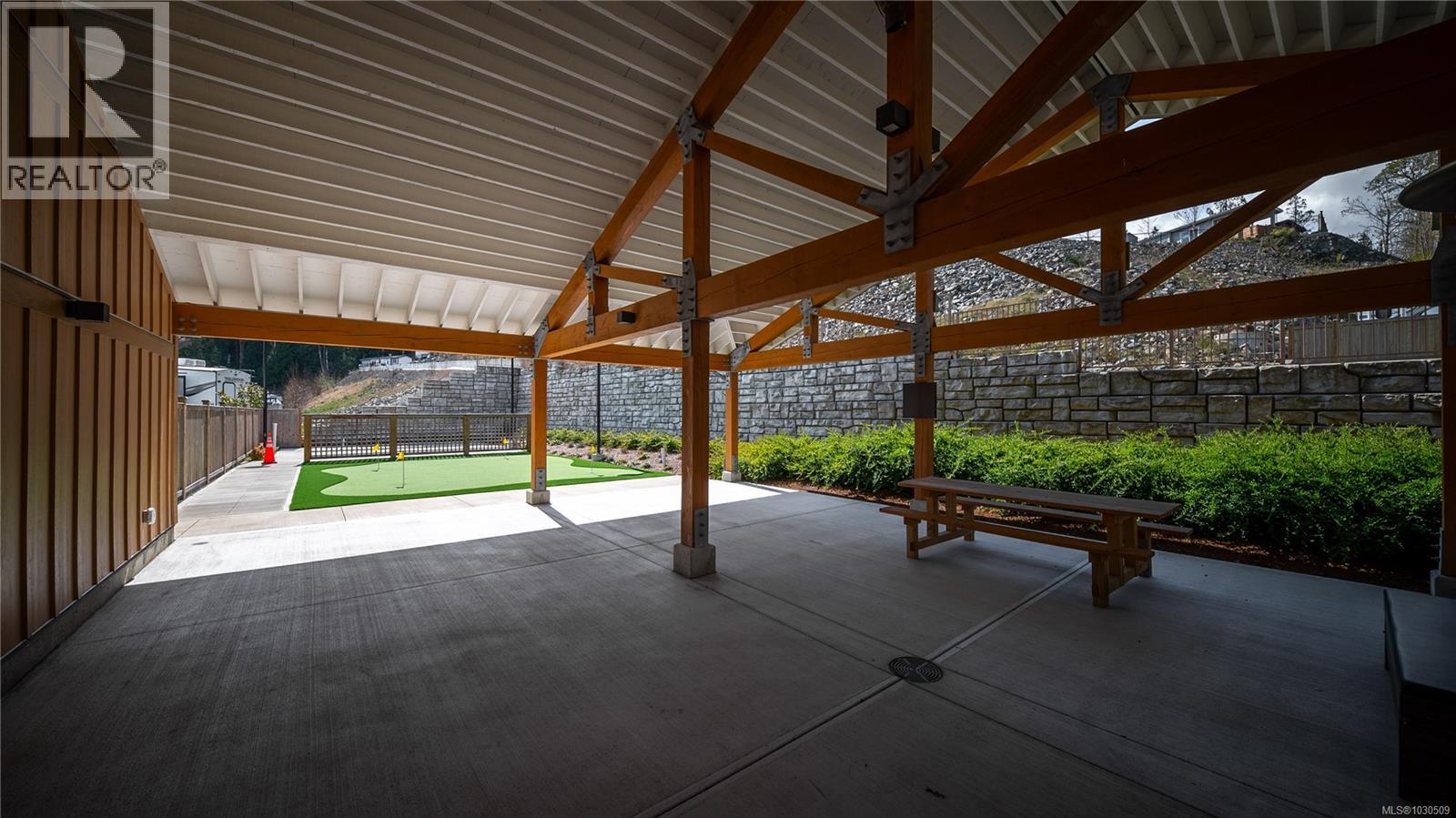 #511 747 OLD PLACE RD - 27