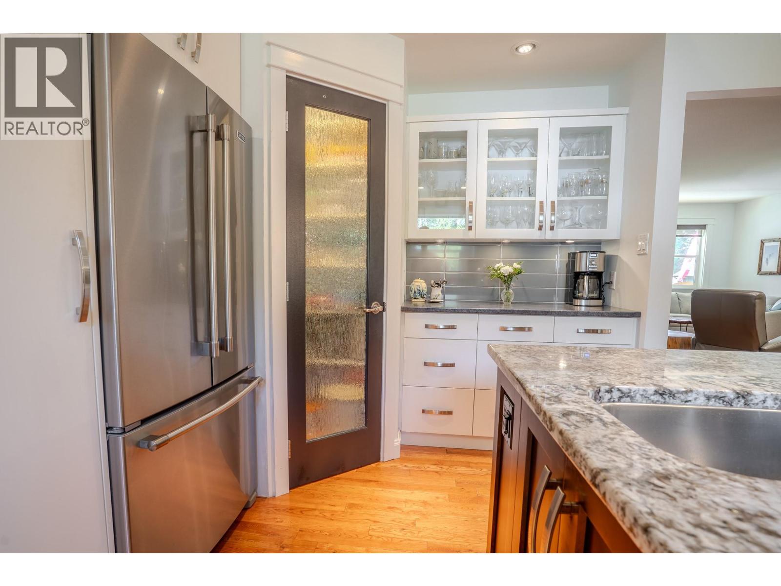 2399 HILLEN Crescent, Magna Bay