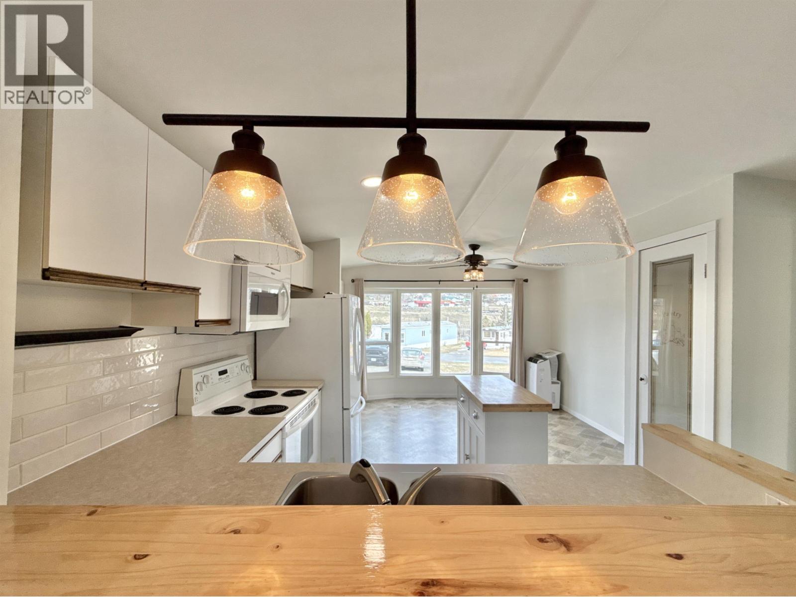 #69 3001 N MACKENZIE AVENUE - 18