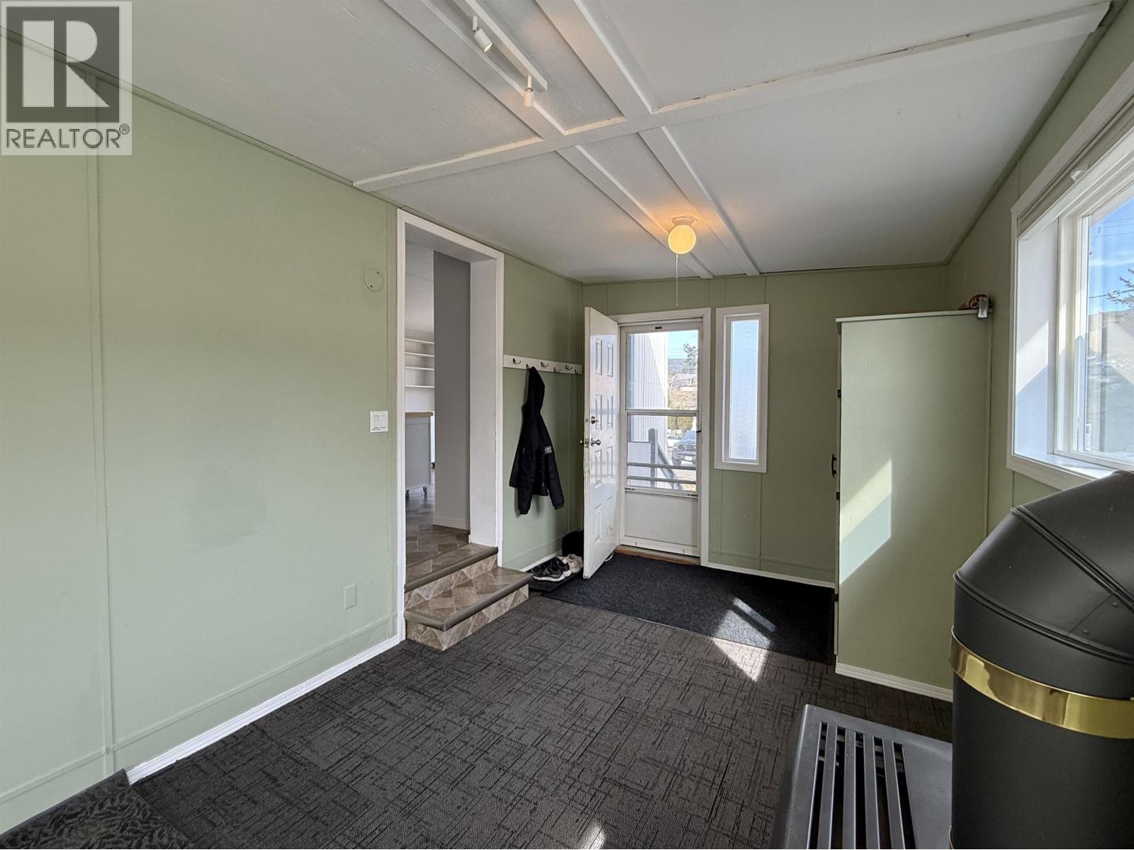 #69 3001 N MACKENZIE AVENUE - 10