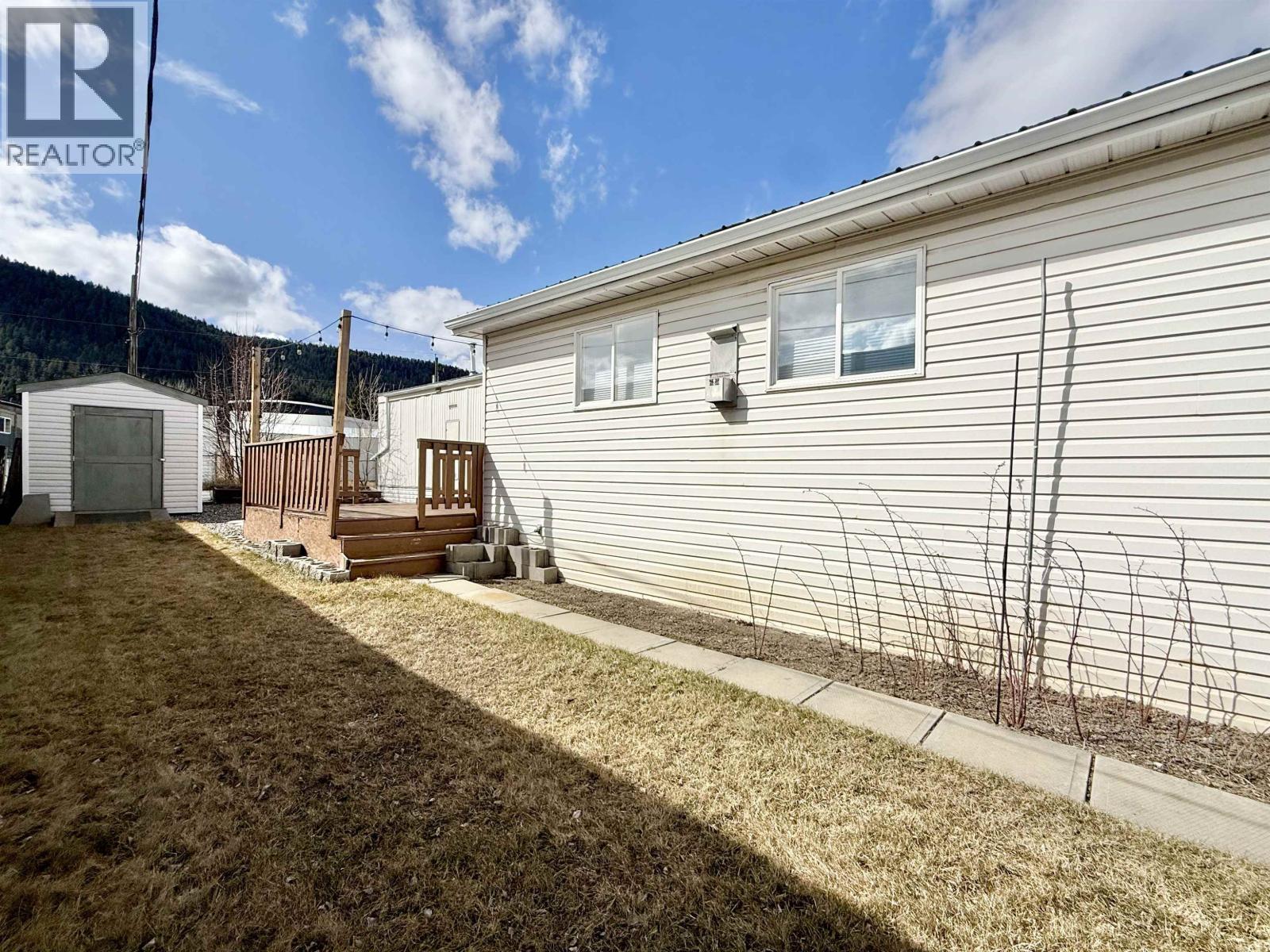 #69 3001 N MACKENZIE AVENUE - 9