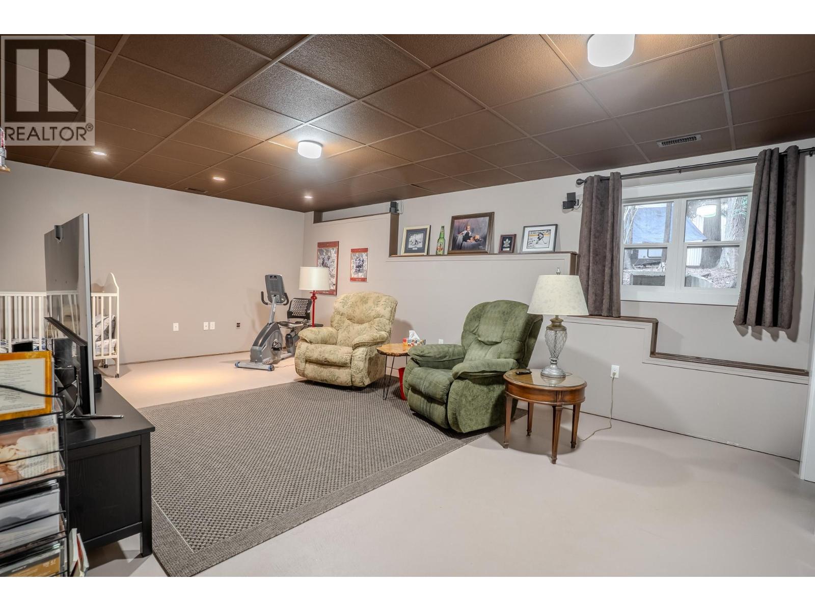 2399 HILLEN Crescent, Magna Bay