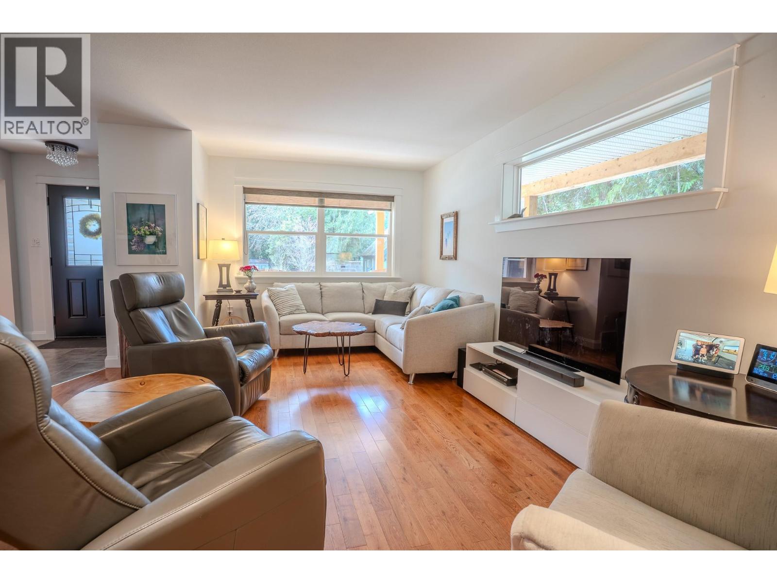 2399 HILLEN Crescent, Magna Bay