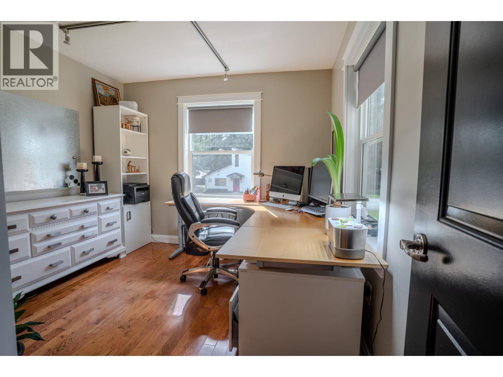 2399 HILLEN Crescent, Magna Bay