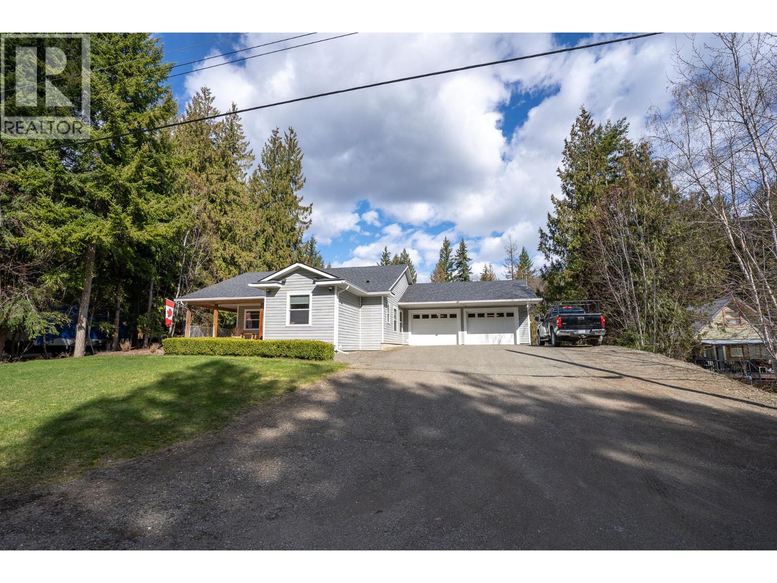 2399 HILLEN Crescent, Magna Bay