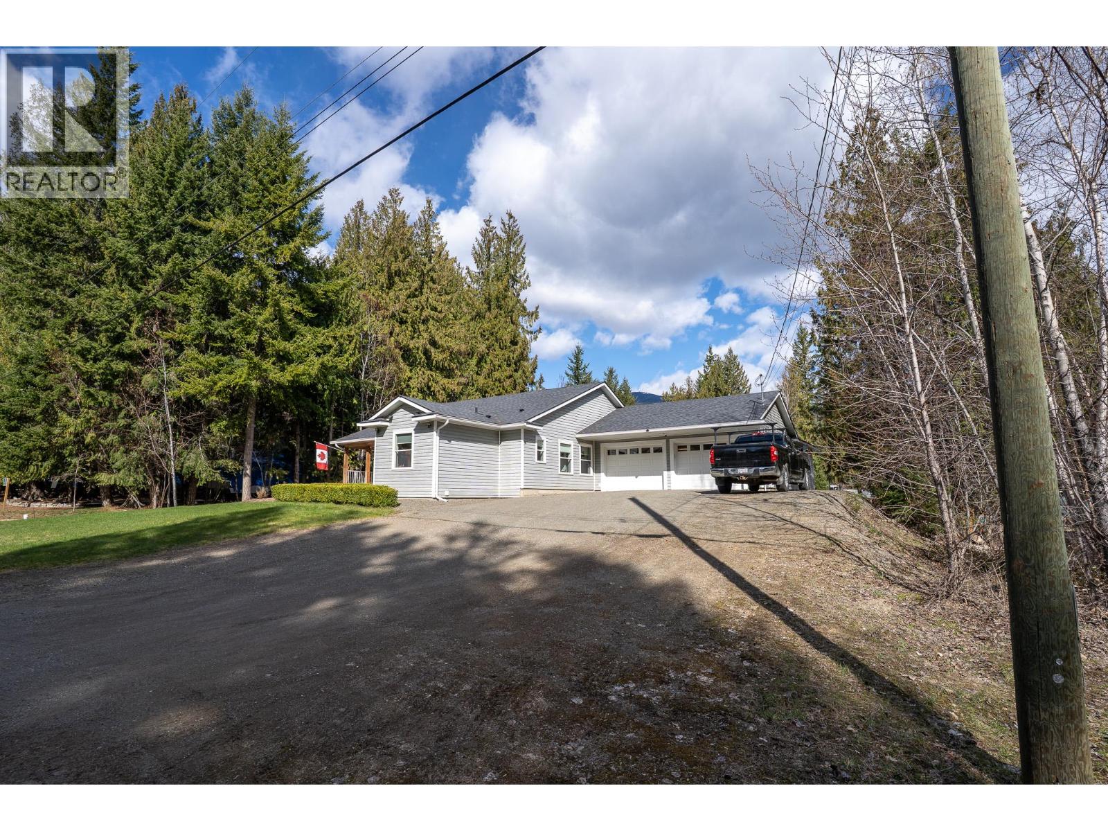 2399 HILLEN Crescent, Magna Bay