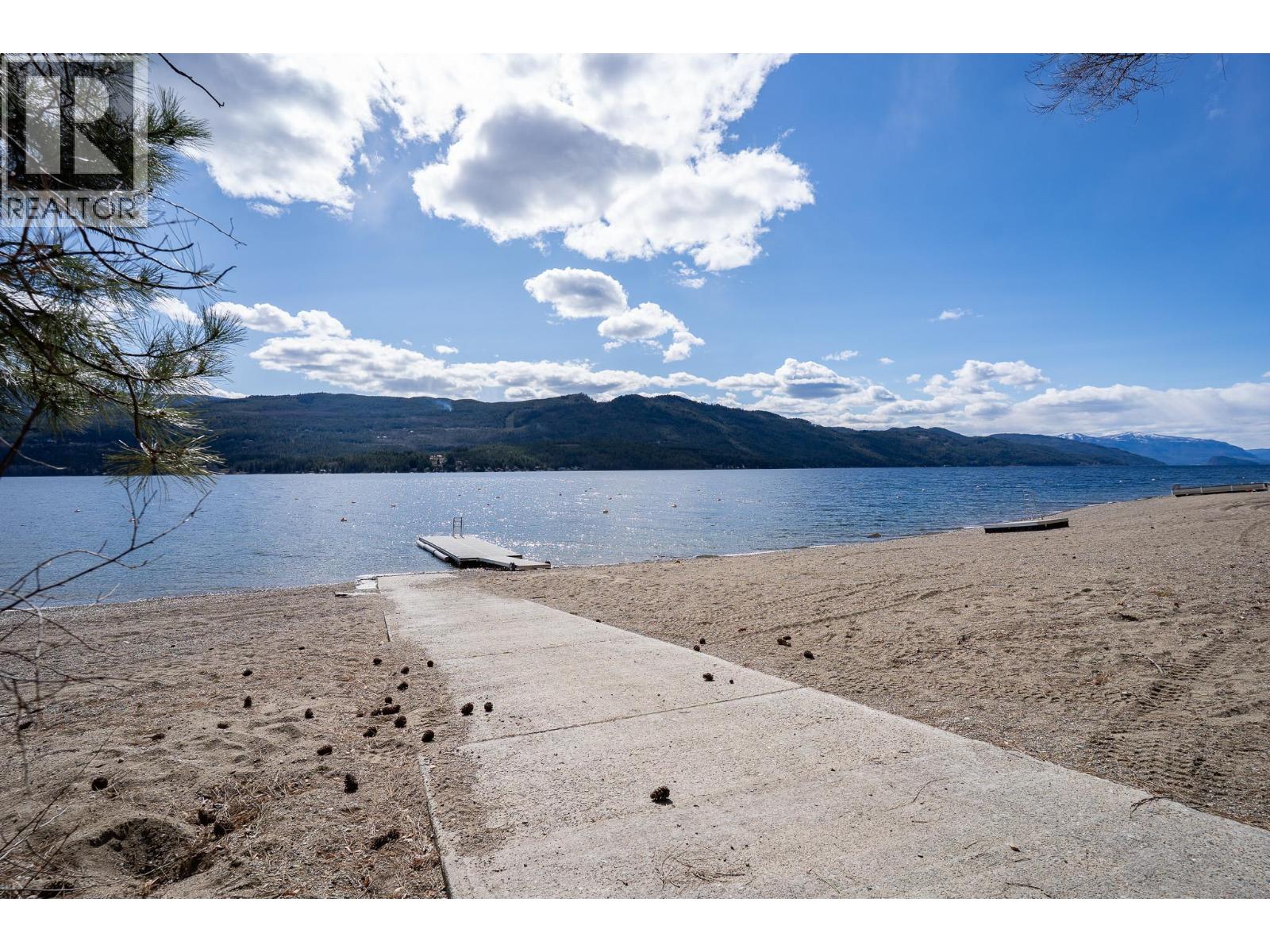 2399 HILLEN Crescent, Magna Bay