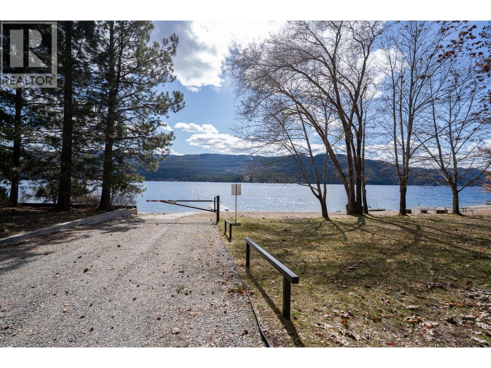 2399 HILLEN Crescent, Magna Bay