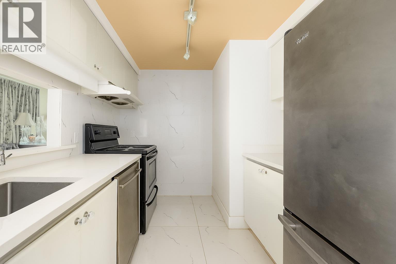 806 1238 MELVILLE STREET, Vancouver