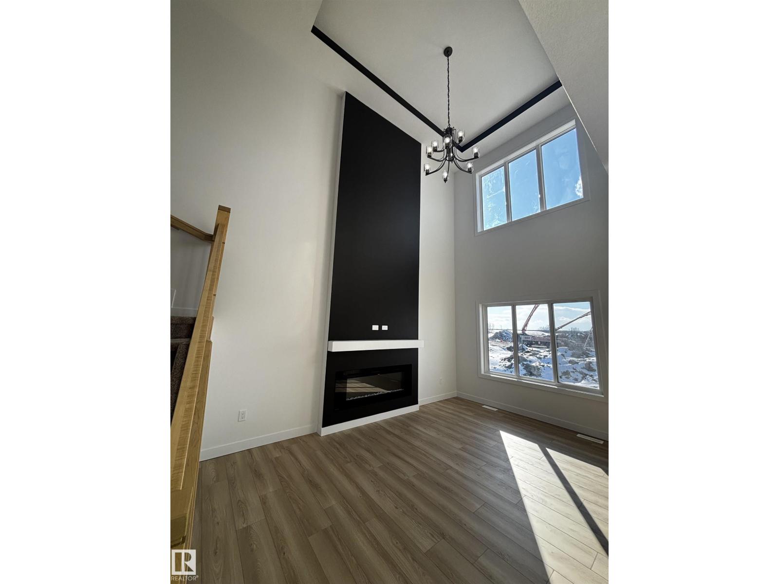 2012 210 ST NW, Edmonton