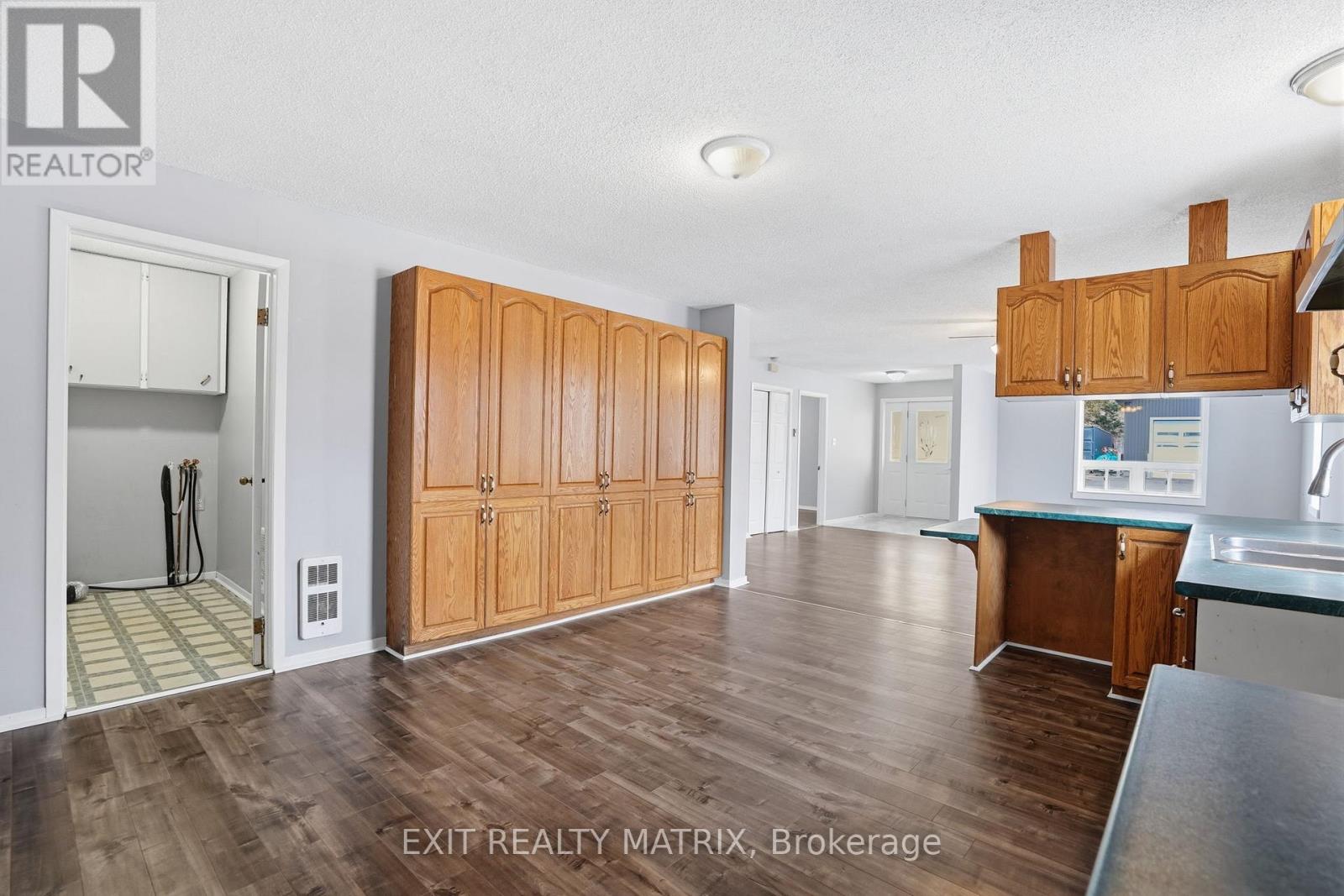 1255 LABROSSE STREET - 18