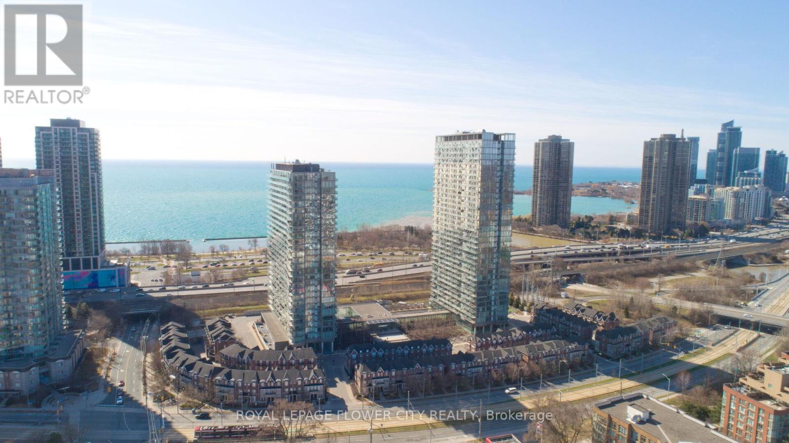 #415 105 THE QUEENSWAY AVENUE - 6