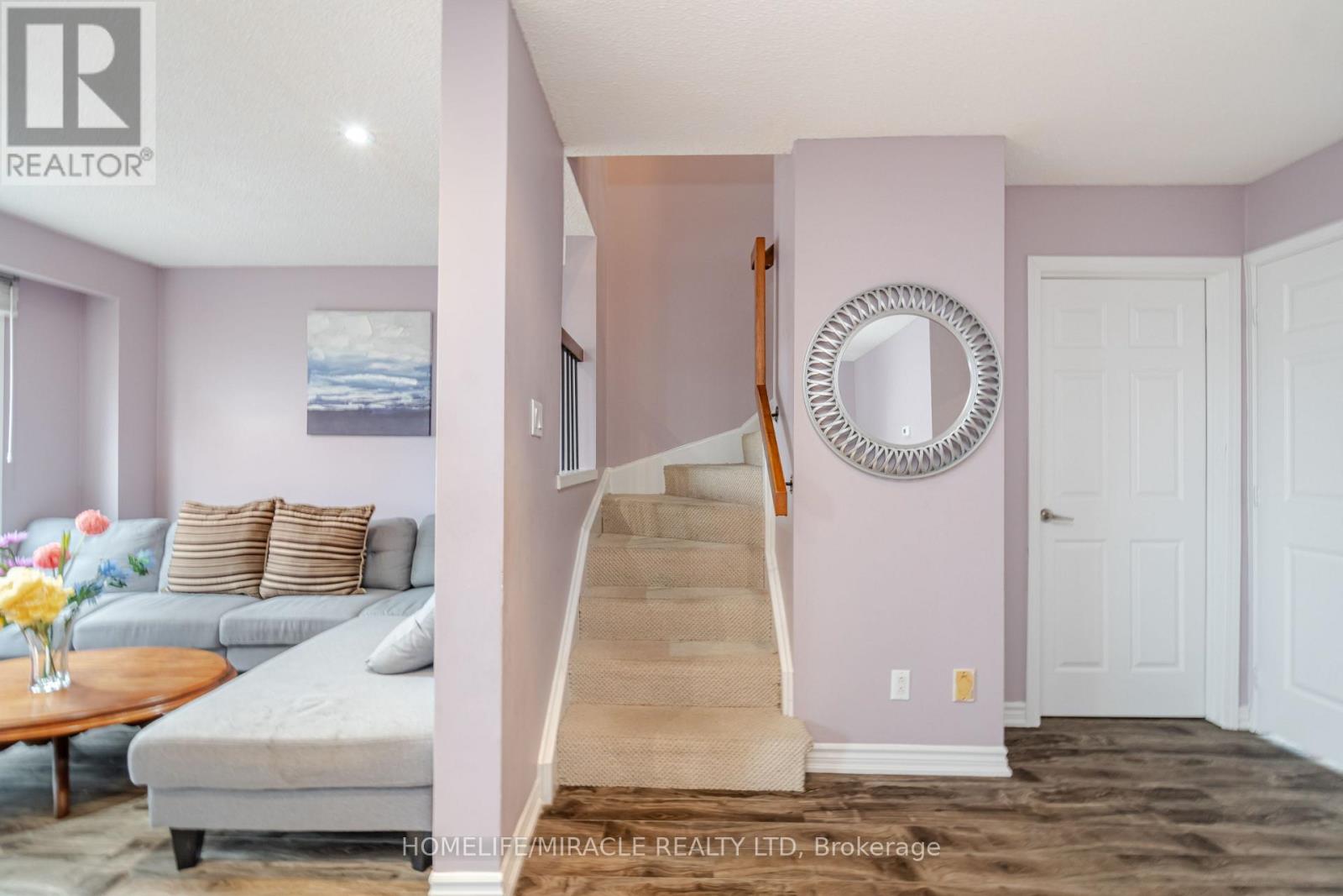 62 ELMVALE AVENUE - 11