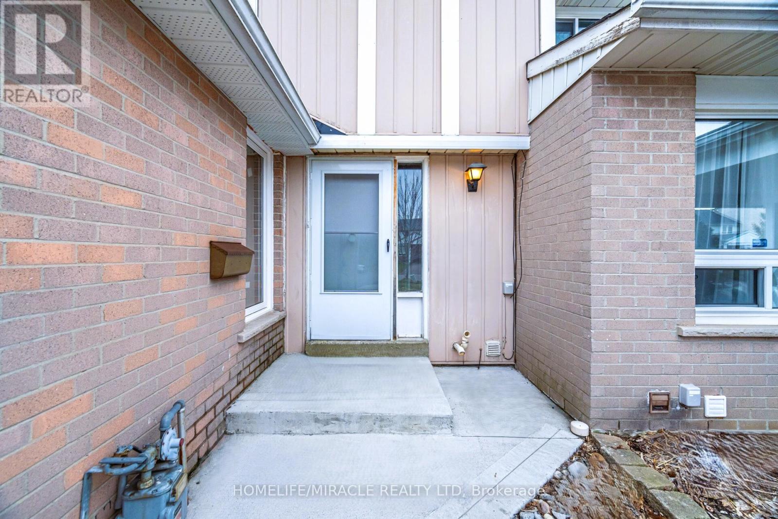 62 ELMVALE AVENUE - Image 3
