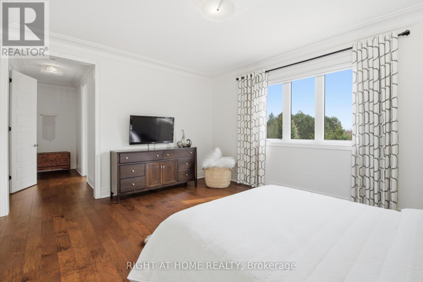 55 BURLWOOD ROAD - 26