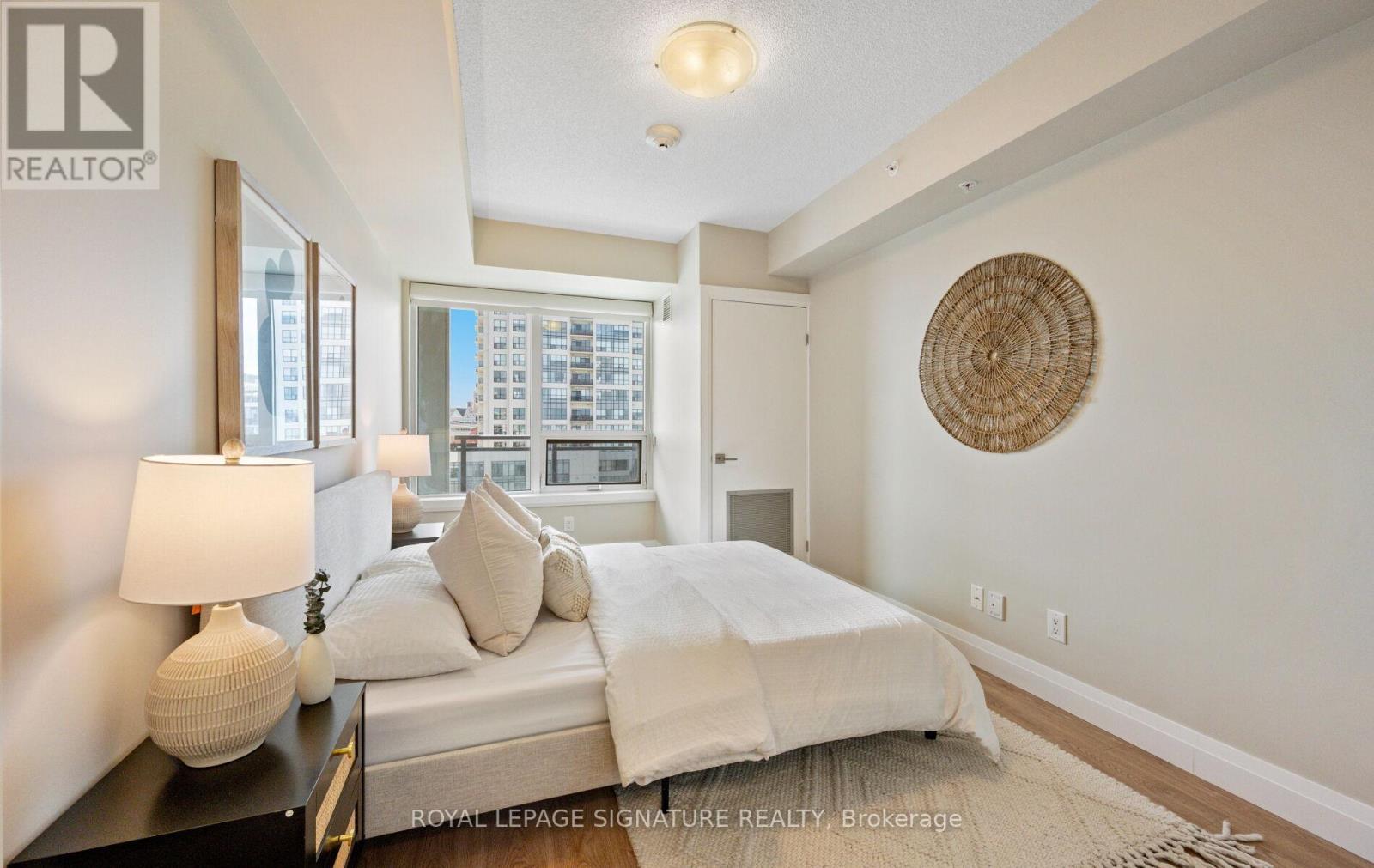 #706 53 ARTHUR STREET S - 27