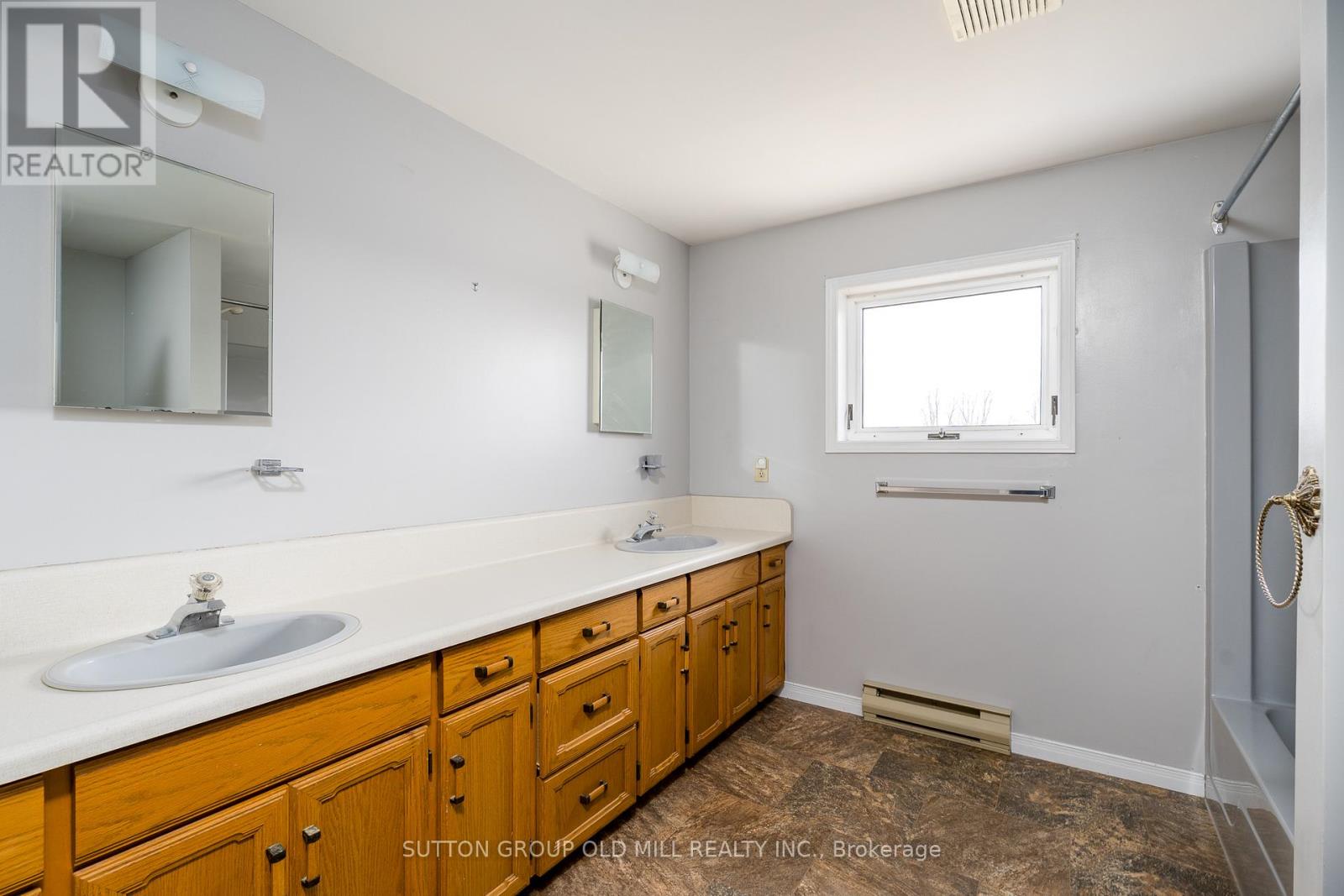 706 RIVER ROAD - 22