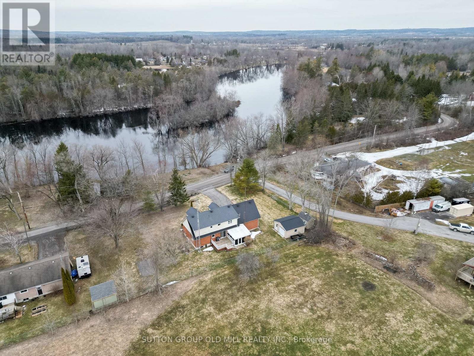 706 RIVER ROAD - 37