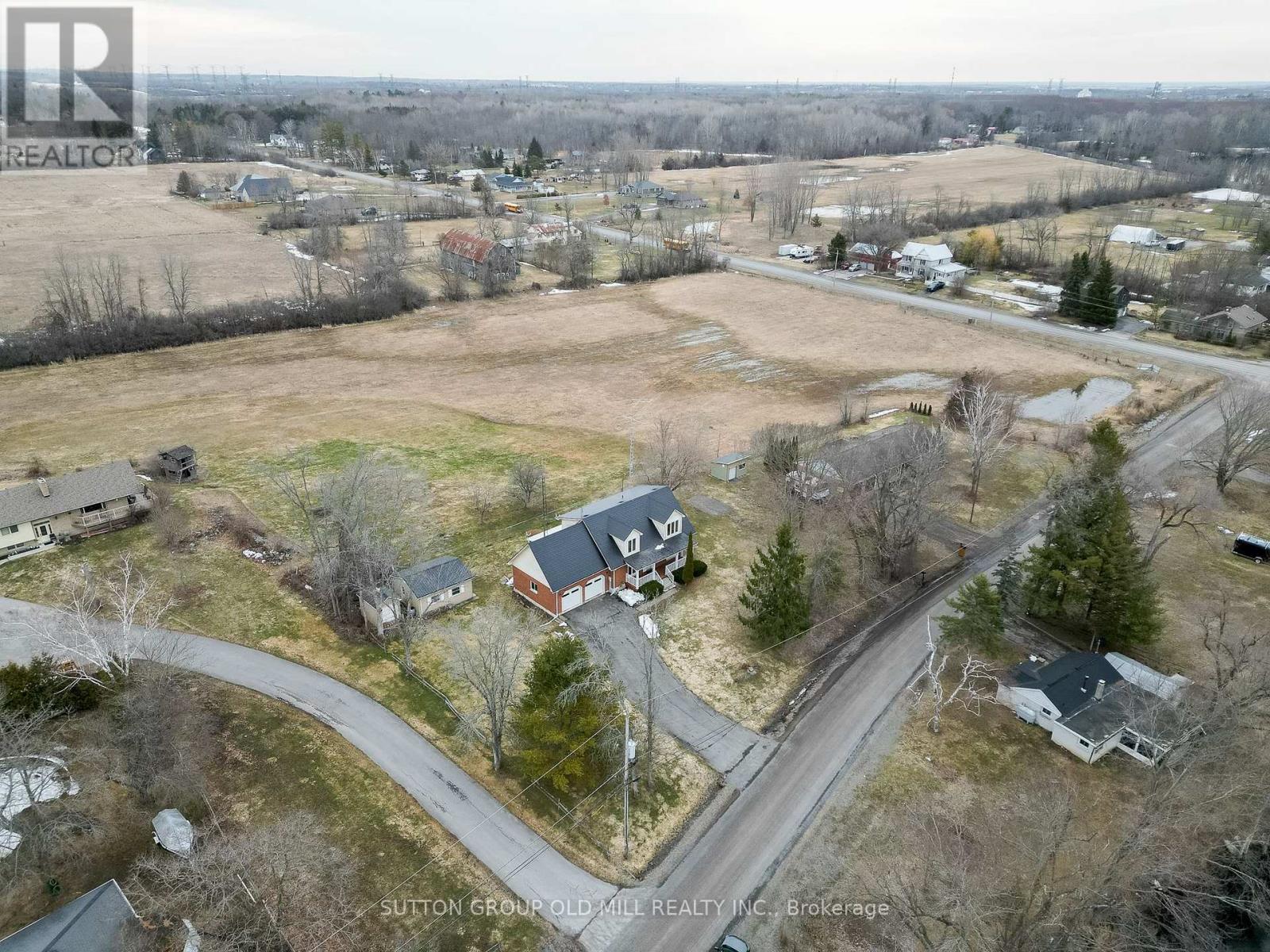706 RIVER ROAD - 38